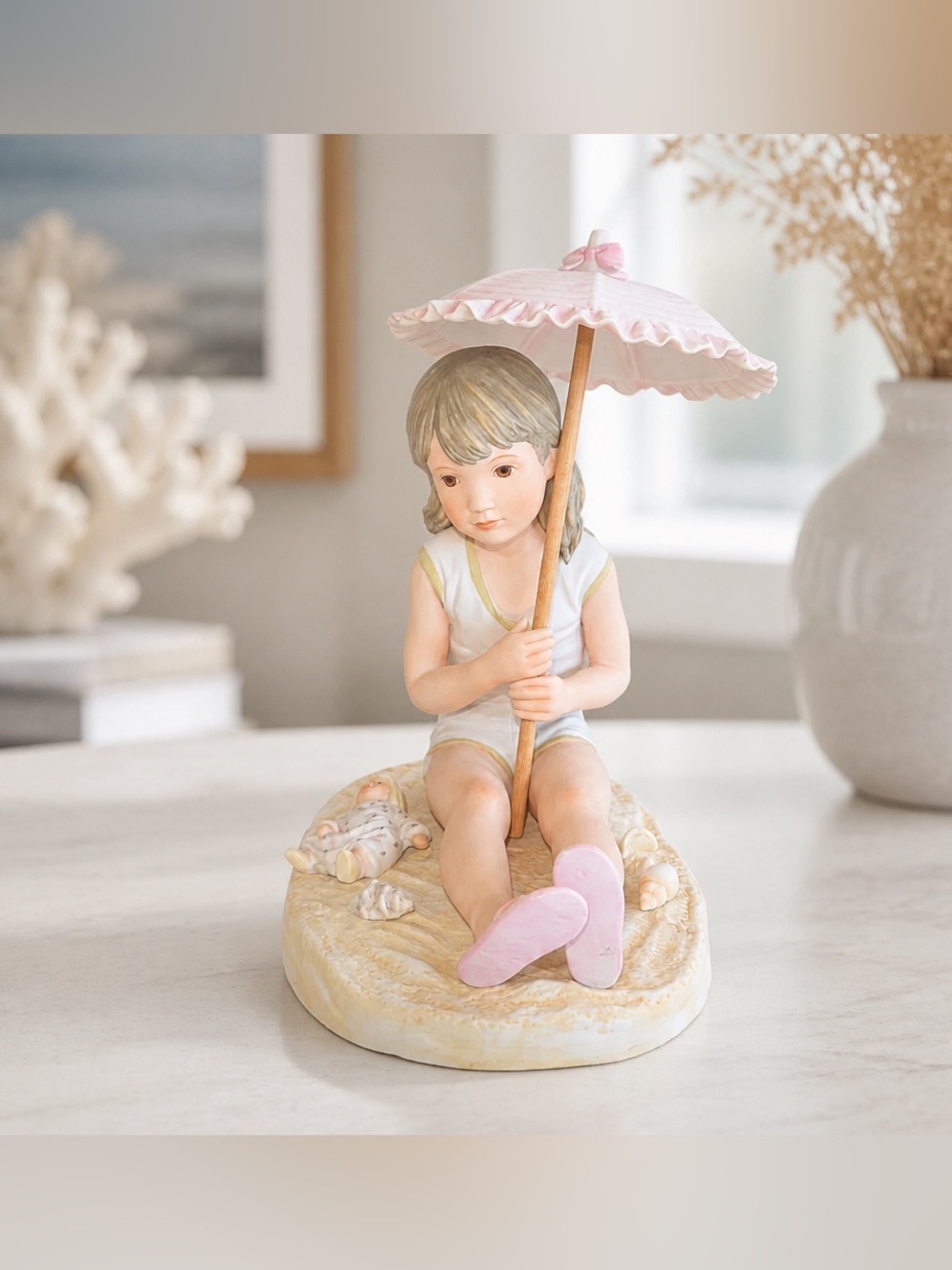 VTG LIMITED EDITION 1982 SUN SHY Girl Under Umbrella Figurine Frances Hook MINT